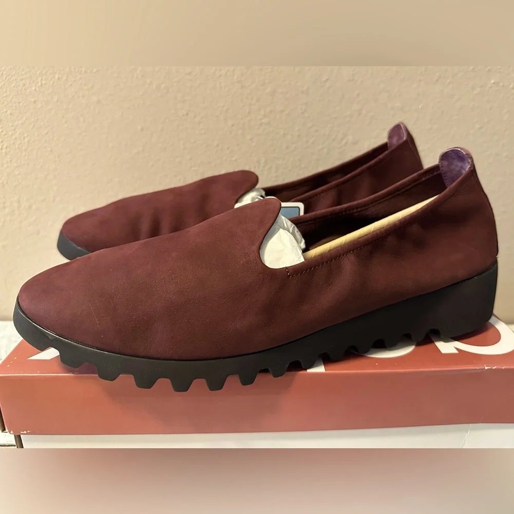 Aetrex Liz Slip-On Arch Support Shoe - NIB